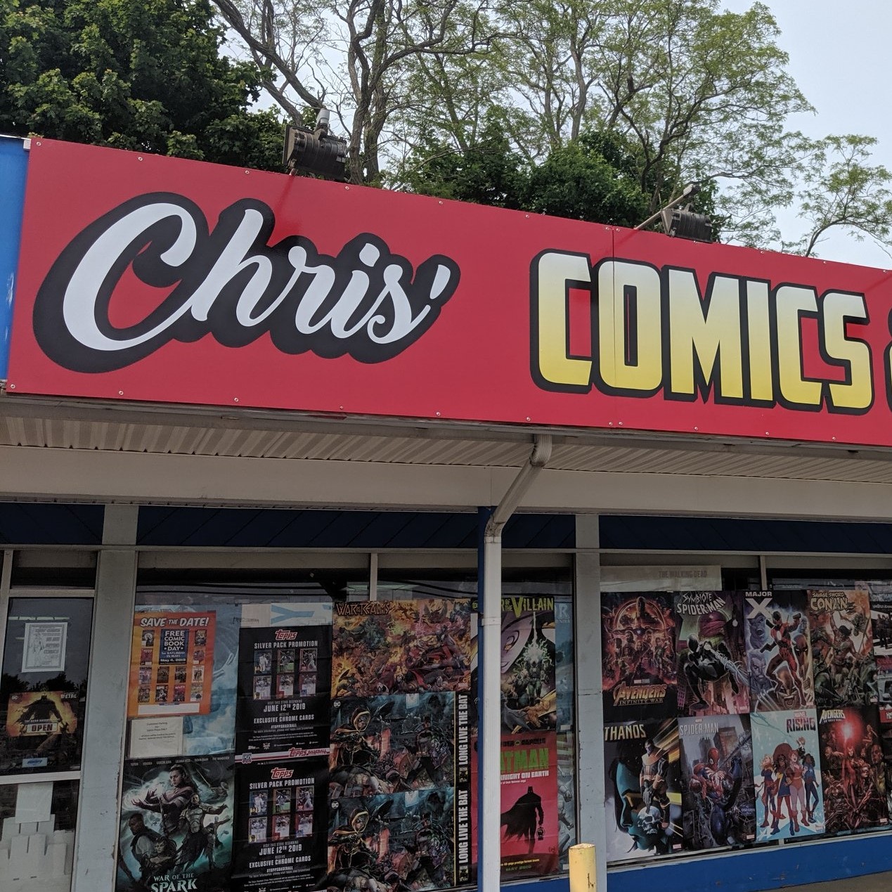 Chris's Comics And Cards