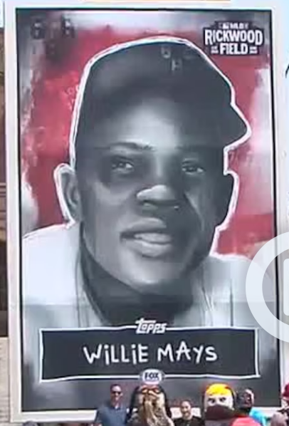 Willie Mays Celebrated with Monumental Baseball Card Unveiling in Alabama