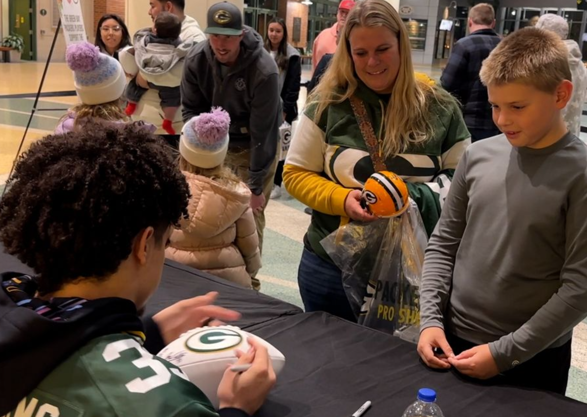 Packers Players Create Lasting Memories While Supporting Salvation Army’s Mission