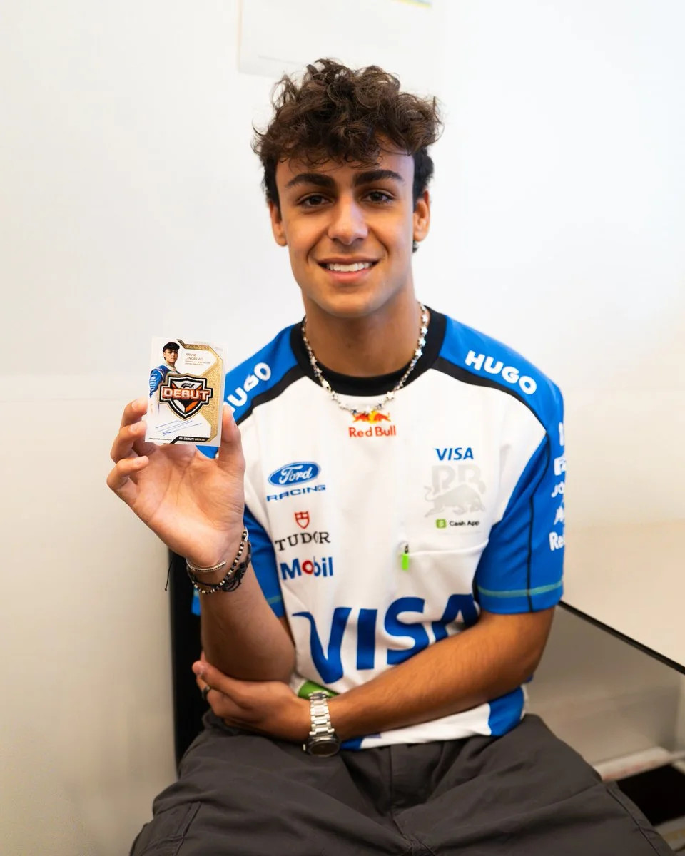 @Topps X post media