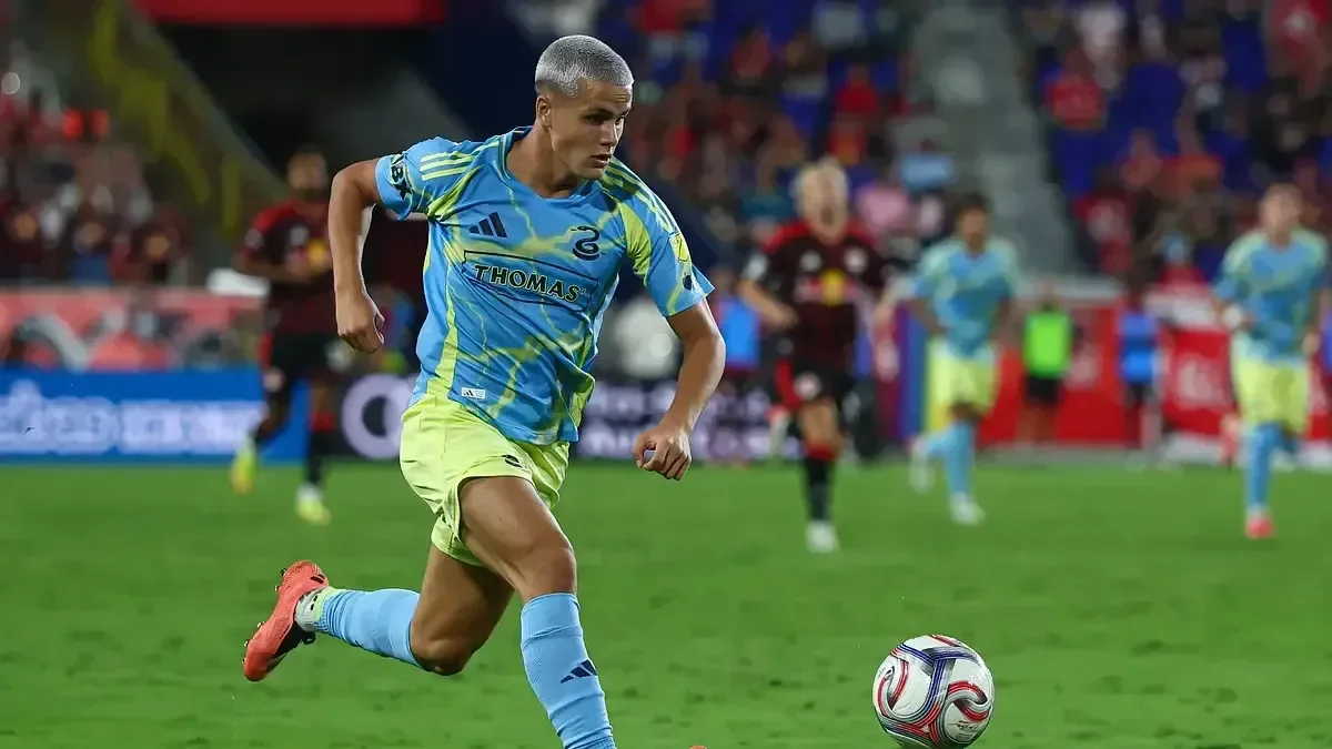 Cavan Sullivan Debut Patch Auto Sets MLS Record at $324,000
