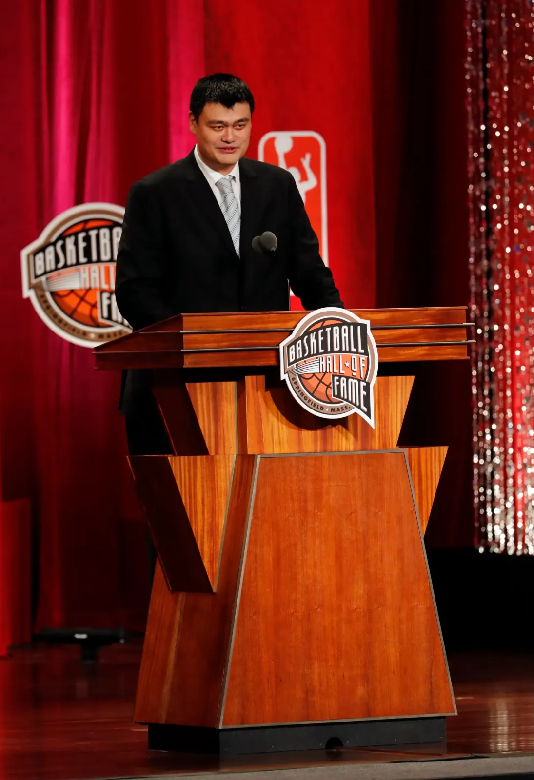 Yao Ming at HOF ceremony