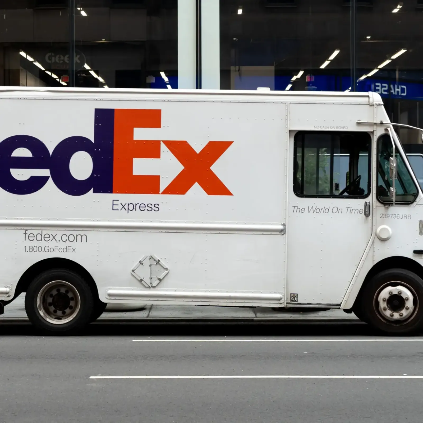 FedEx Truck Theft Near PSA Shakes Up Card Hobby
