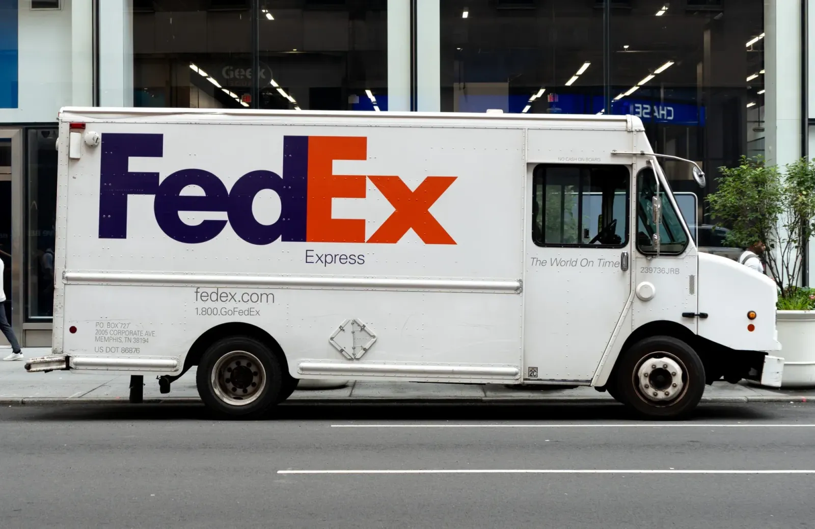 FedEx Truck Theft Near PSA Shakes Up Card Hobby