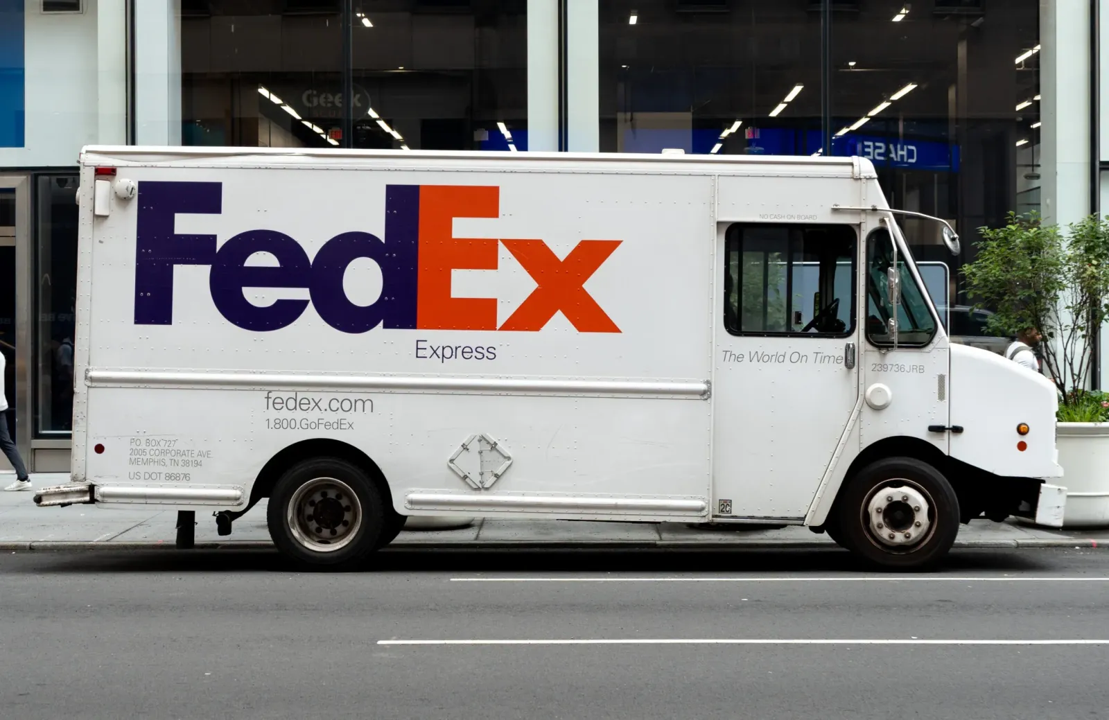 FedEx Truck Theft Near PSA Shakes Up Card Hobby