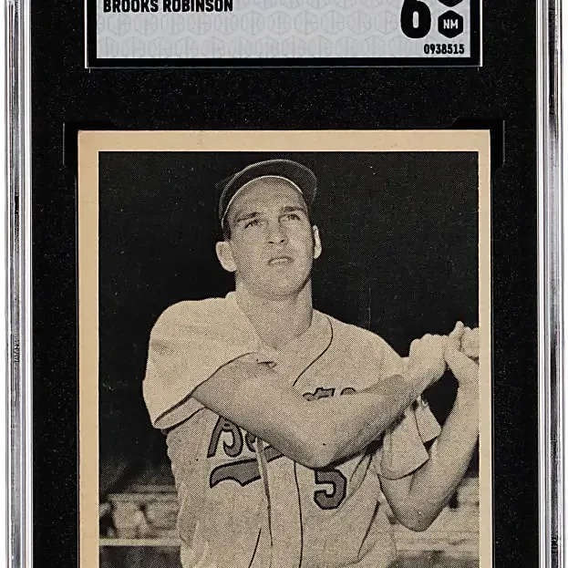 Rare Brooks Robinson card sets record at Huggins & Scott