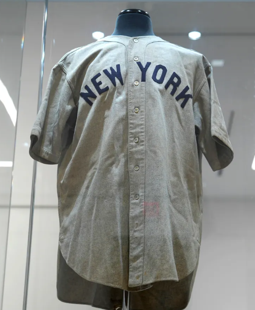 Why Sports Collecting Isn’t Just About Cards Anymore—and That’s a Good Thing